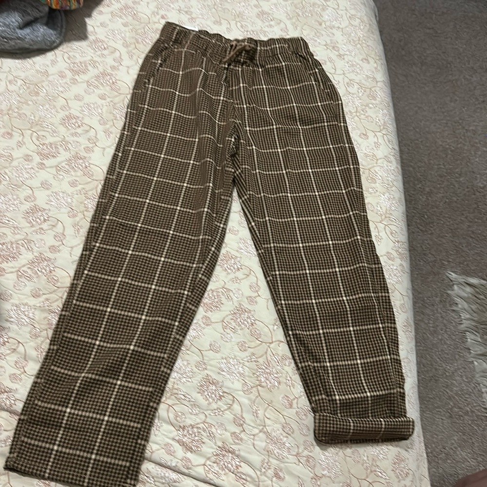 Relaxed pull on kids in plaid pants